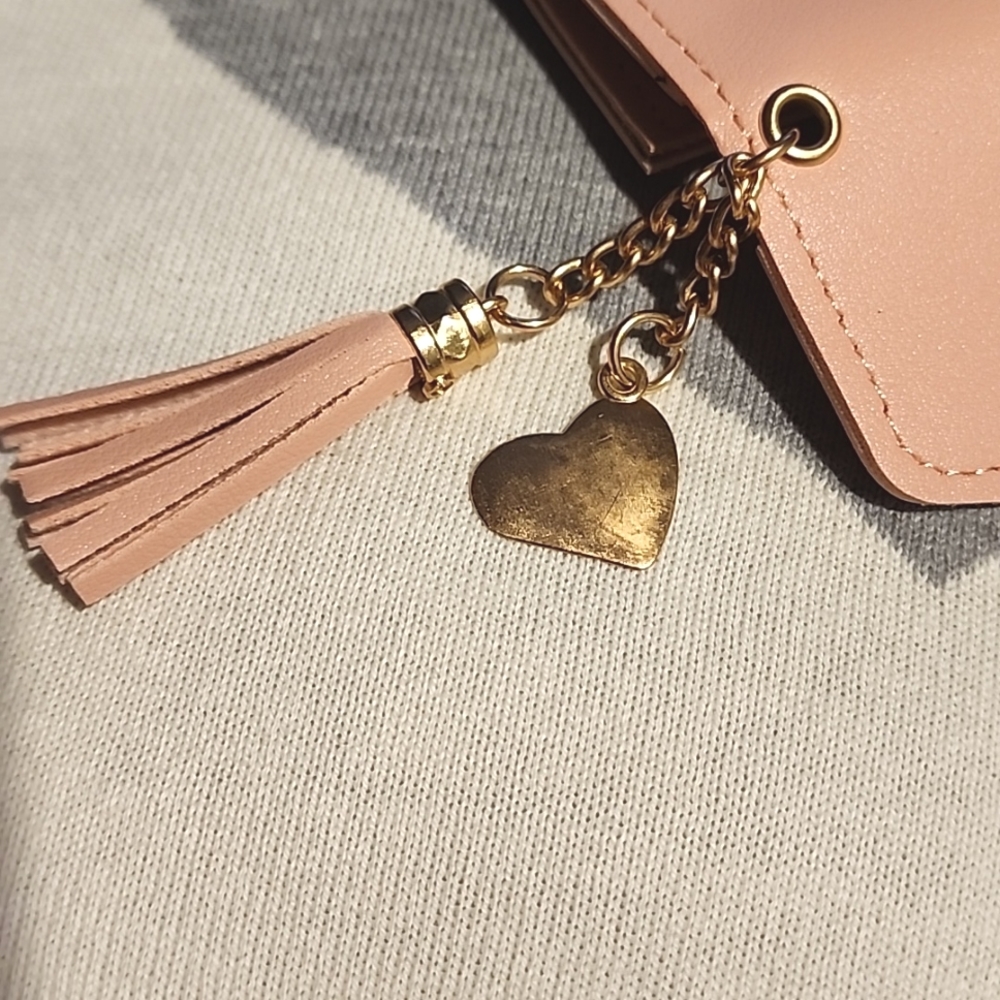 Pink Wallet - Picture 6 of 6